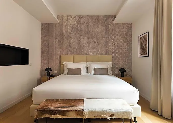 Hotel At 41