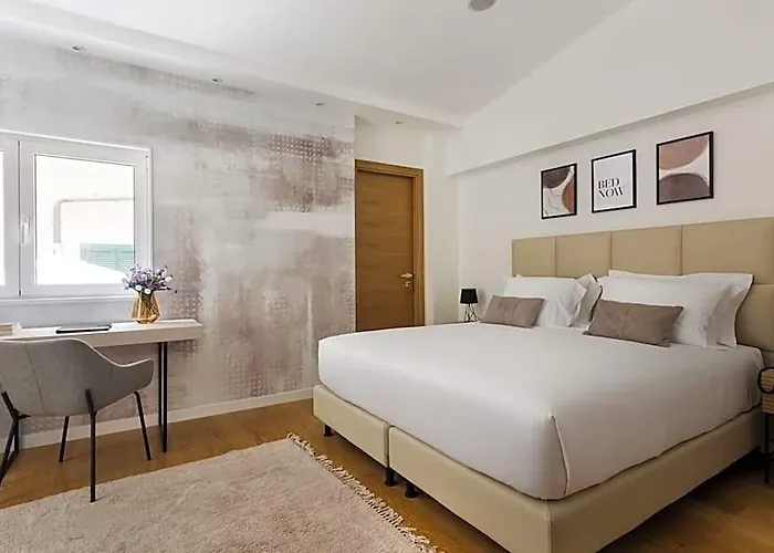 Hotel At 41